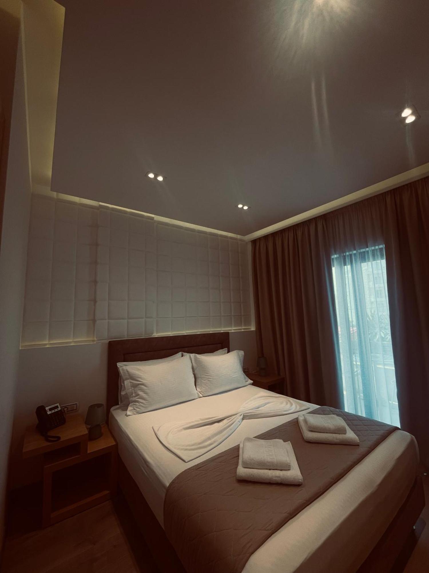 Hotel Sole Sarandë Eksteriør bilde